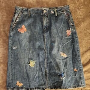 GAP Denim Skirt w Embroidered Butterflies Sz 10 Vintage